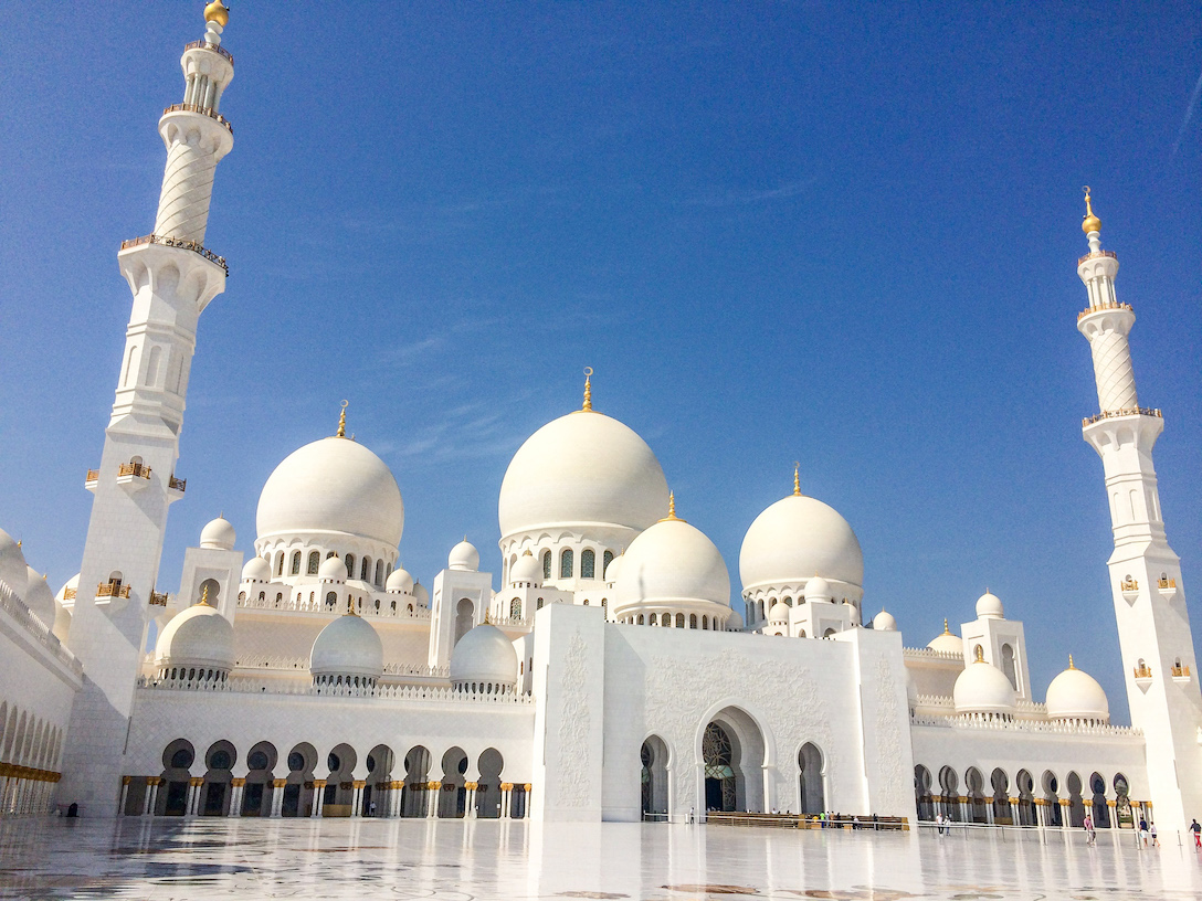Sheikh Zayed Mosque, Visiting Sheikh Zayed Mosque