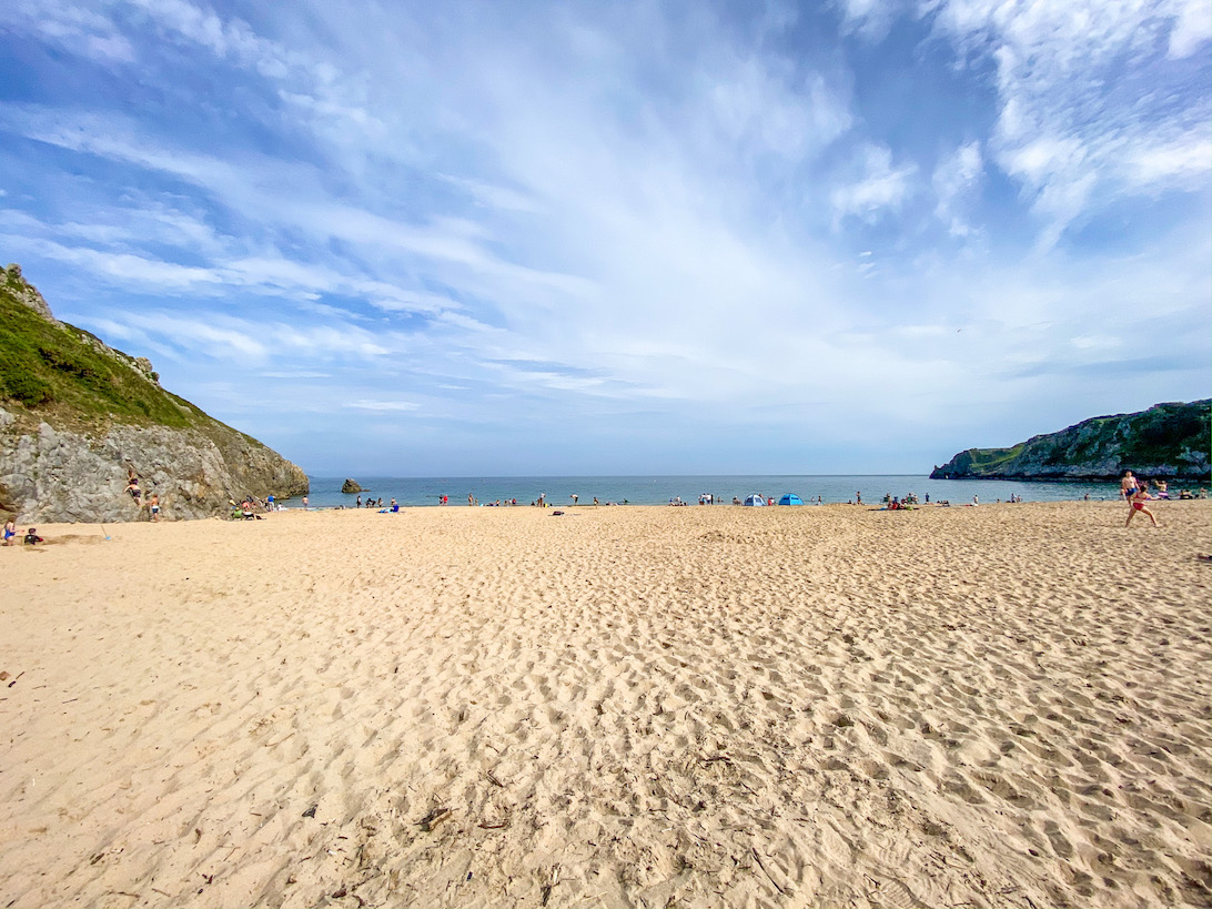 best beaches in South Wales, Barafundle Bay Beach with sand