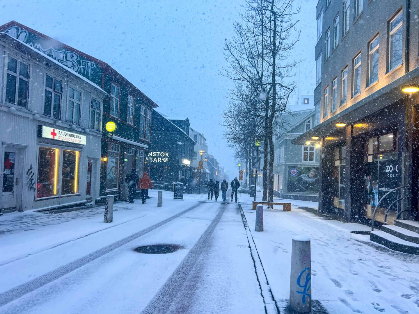 The Wandering Quinn Travel Blog what to wear in Iceland in winter, snowstorm in Reykjavik city