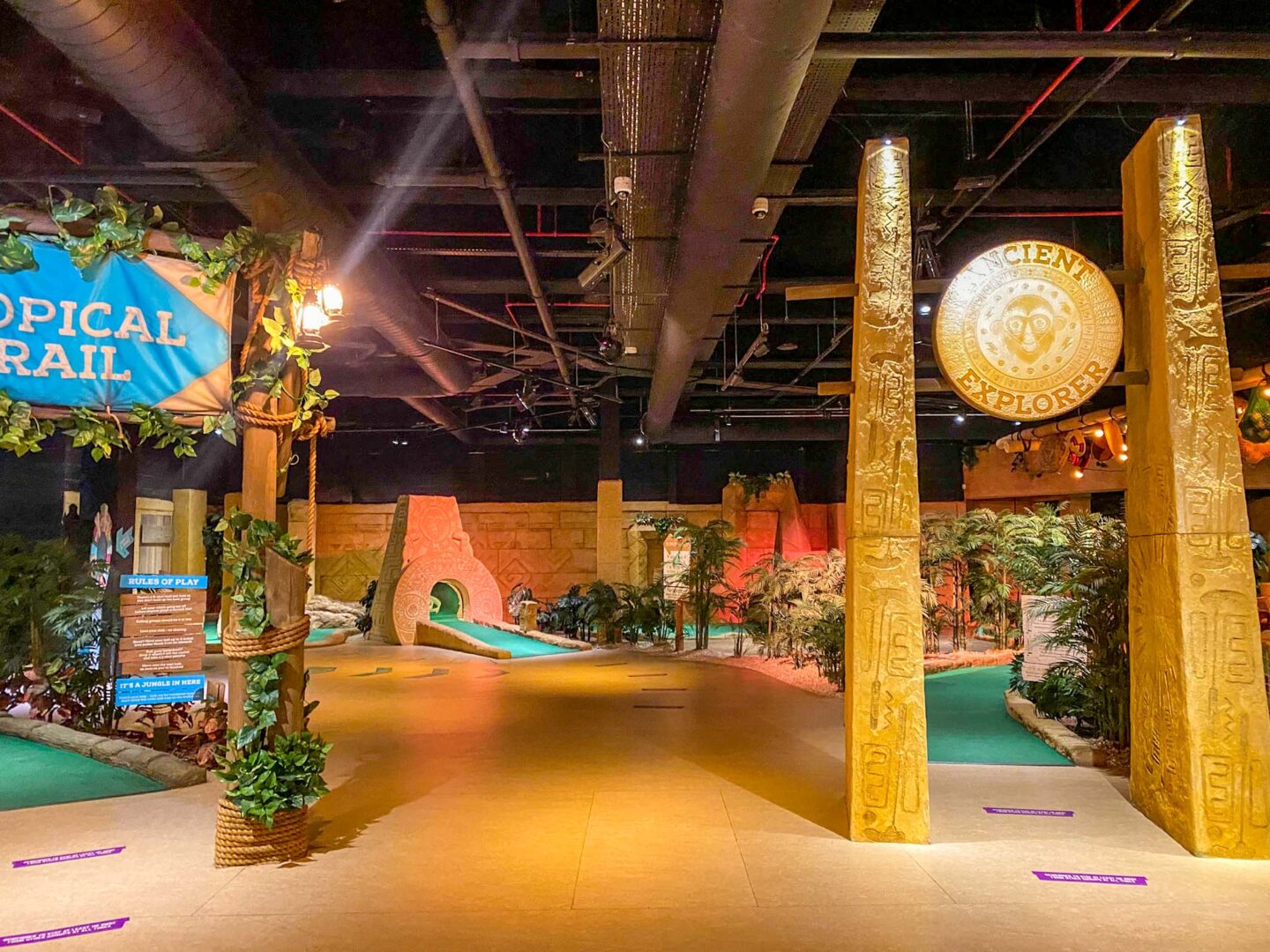 indoor activities in manchester, Inside Treetop Golf in Manchester City Centre