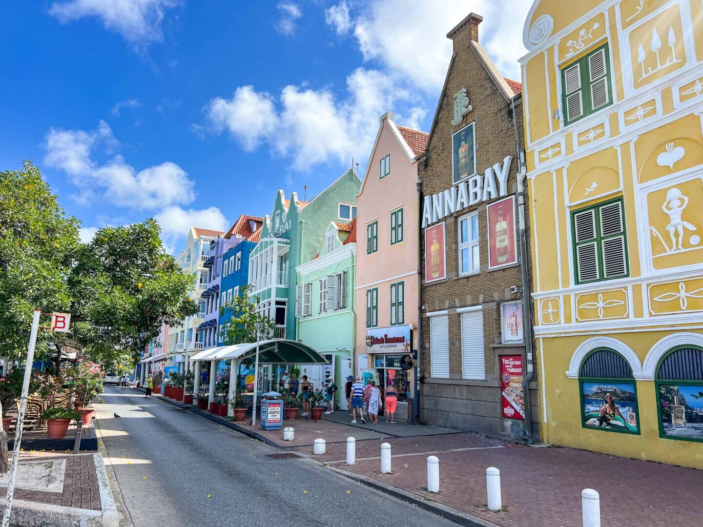 Best countries to visit in August, coloured buildings in Curacao 