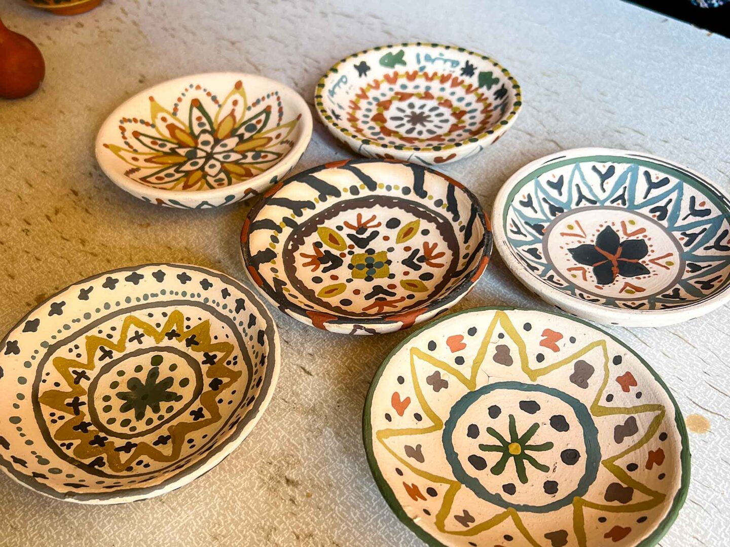 The Wandering Quinn Travel Blog halal travel in Uzbekistan, 6 pottery bowls from a pottery class