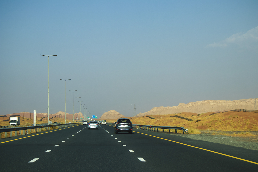 The Wandering Quinn Travel Blog hatta day trip, mountain road leading to Hatta