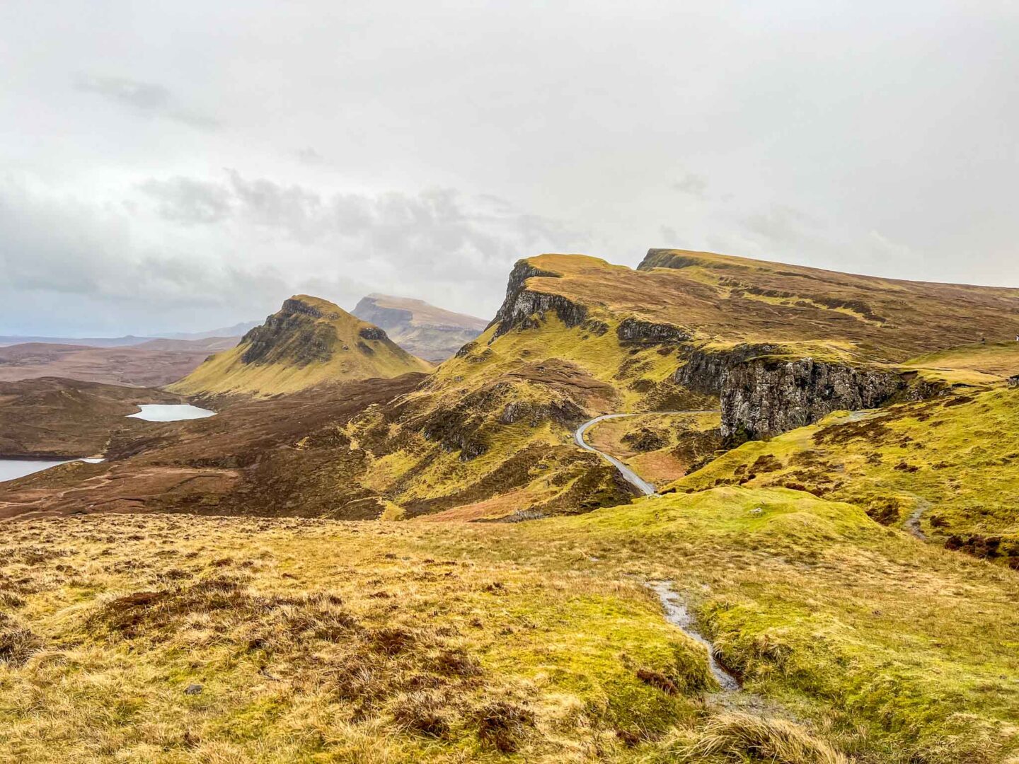 The Wandering Quinn Travel Blog 5 day Scotland itinerary, old man of storr in Isle of Skye 