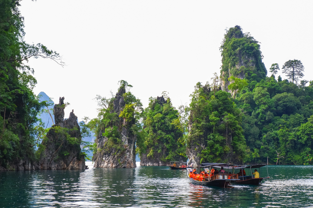best countries to visit in October, Halong bay boat