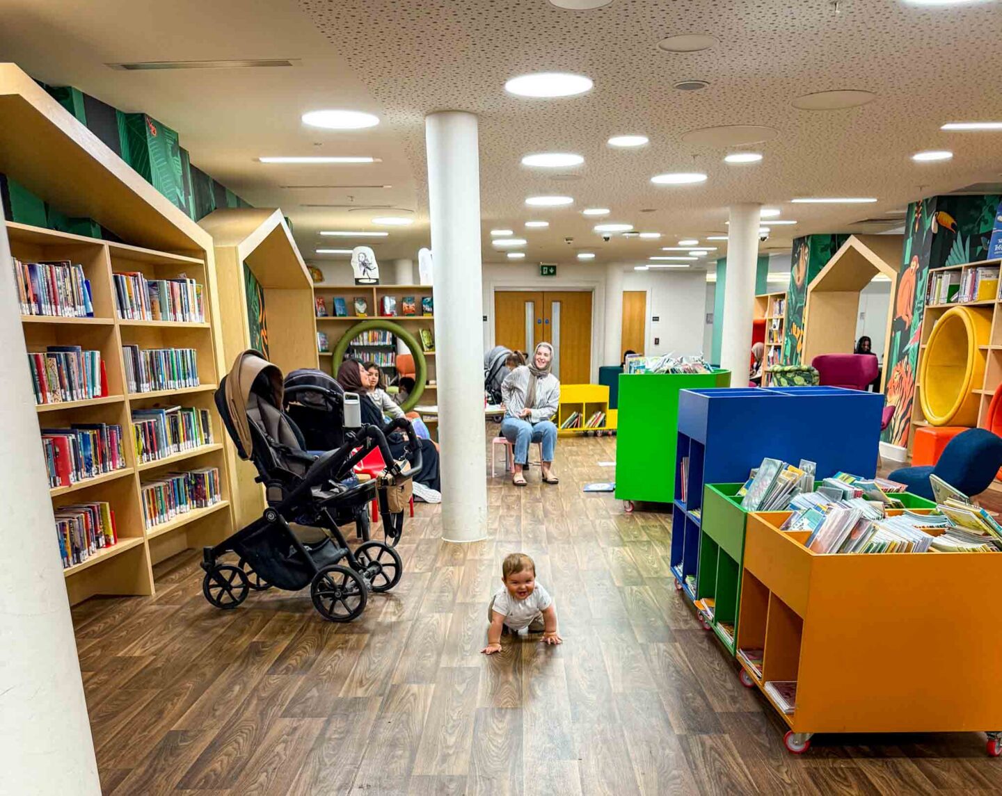 things to do in Manchester summer holiday with kids, Manchester library children's section