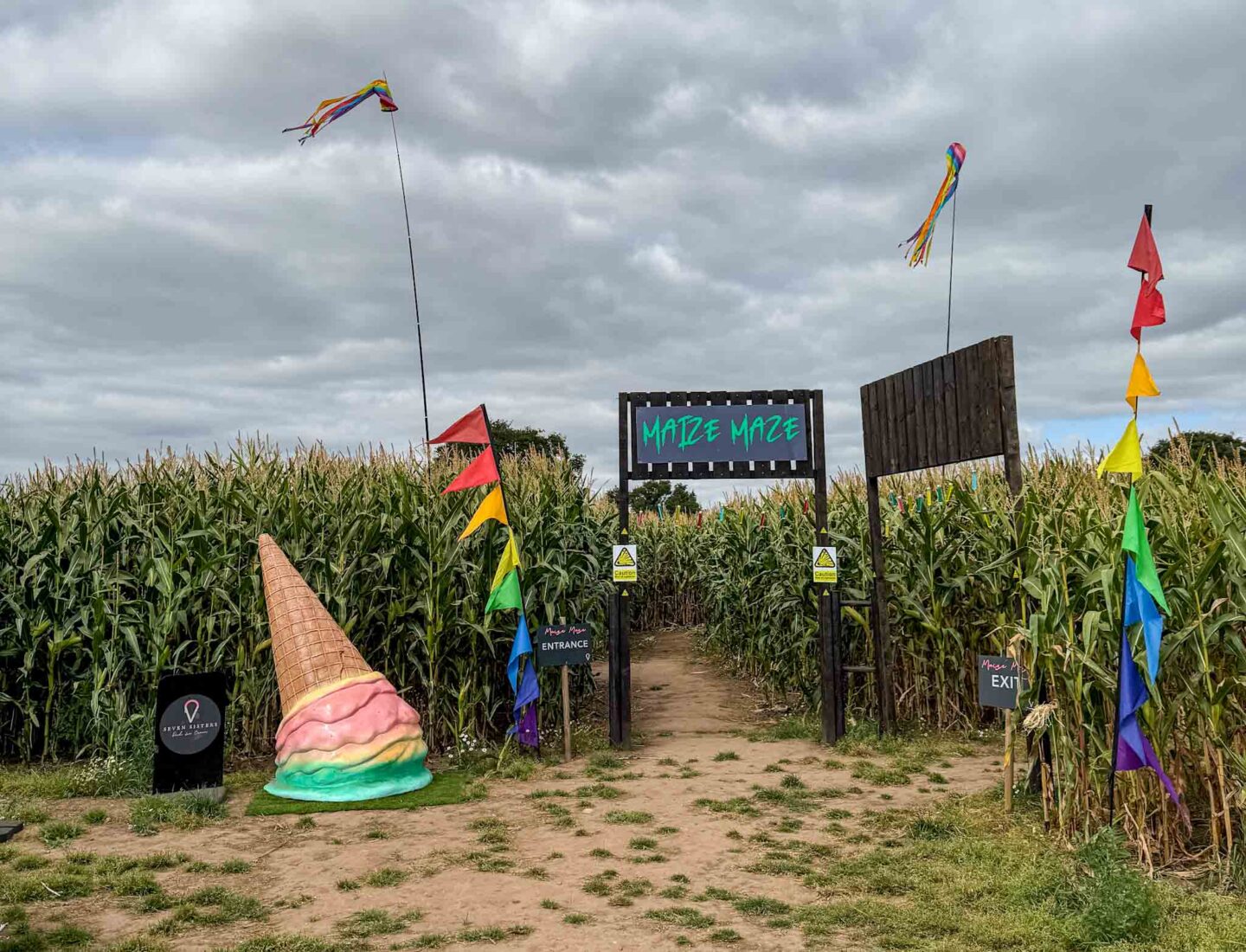 Family days out Cheshire, Seven Sisters Ice Cream Farm Maize Maze