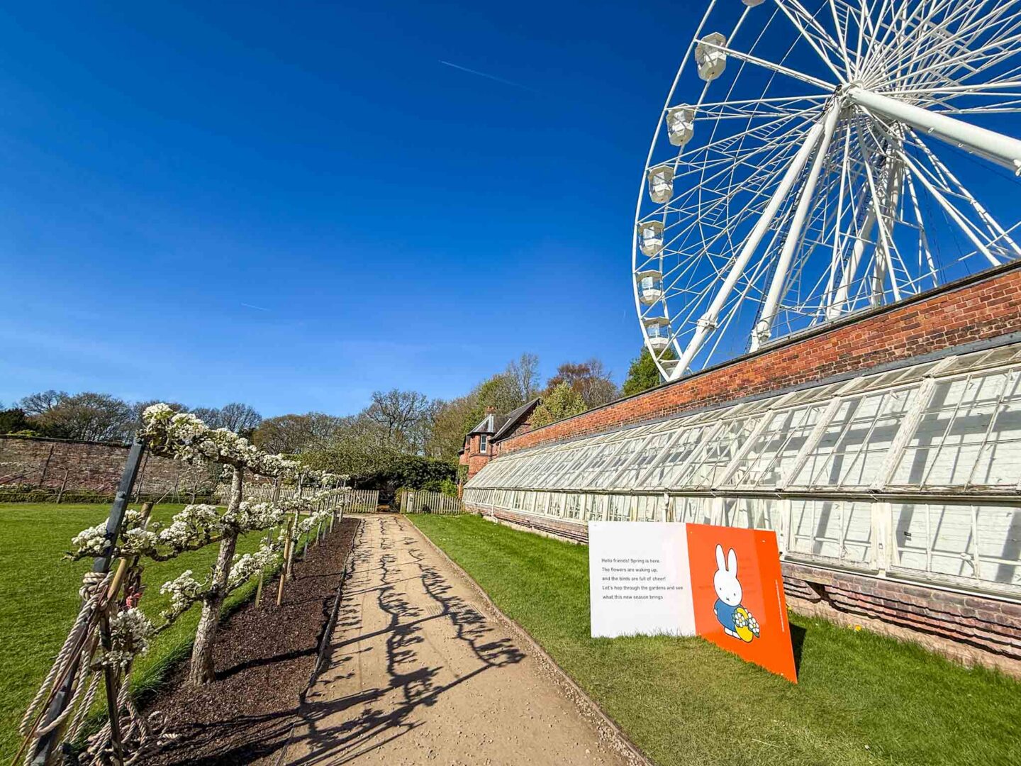 things to do in Manchester summer holiday with kids, Tatton Park gardens with wheel