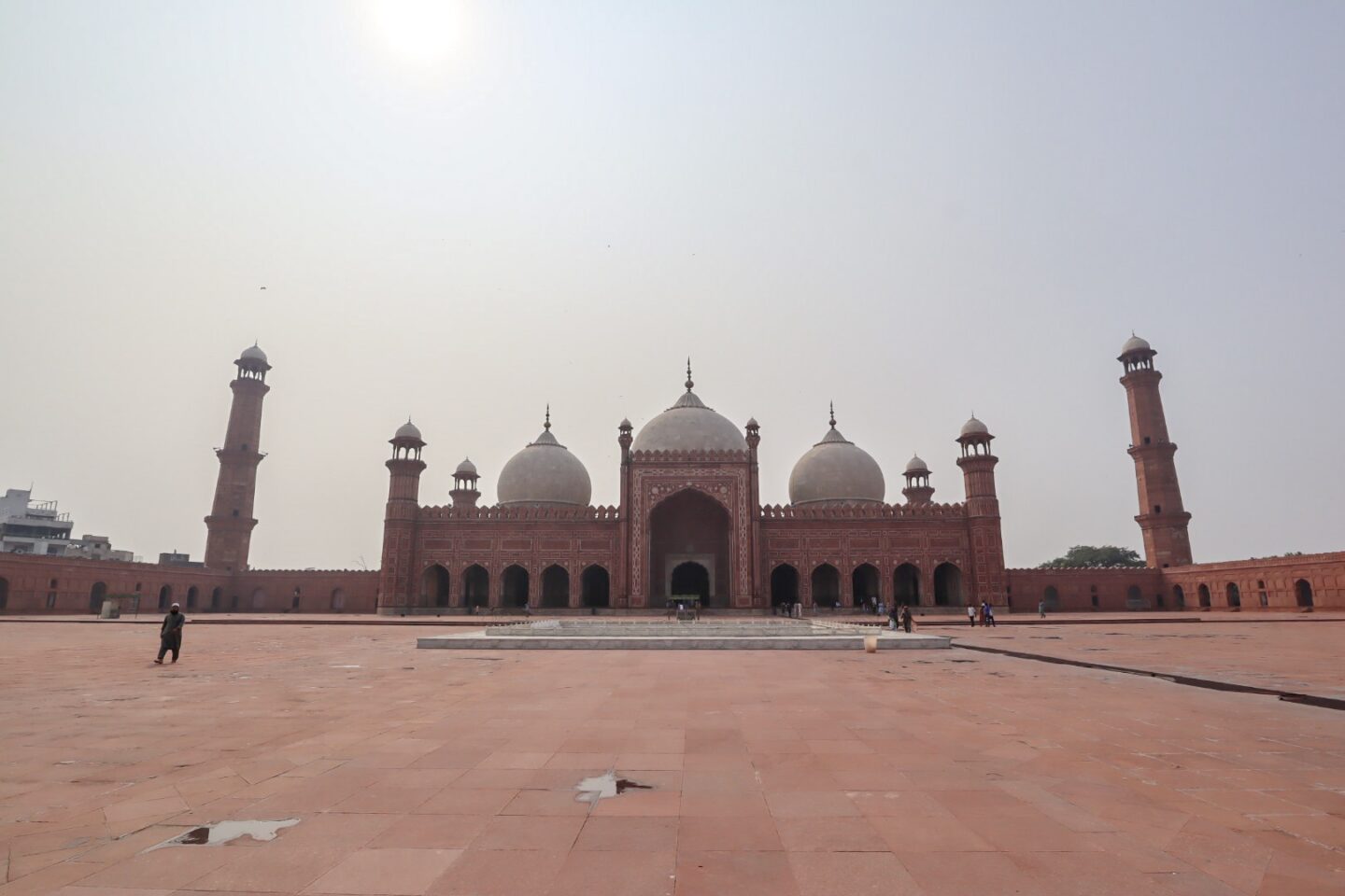 Lahore mosque, best places to visit in Asia in November,