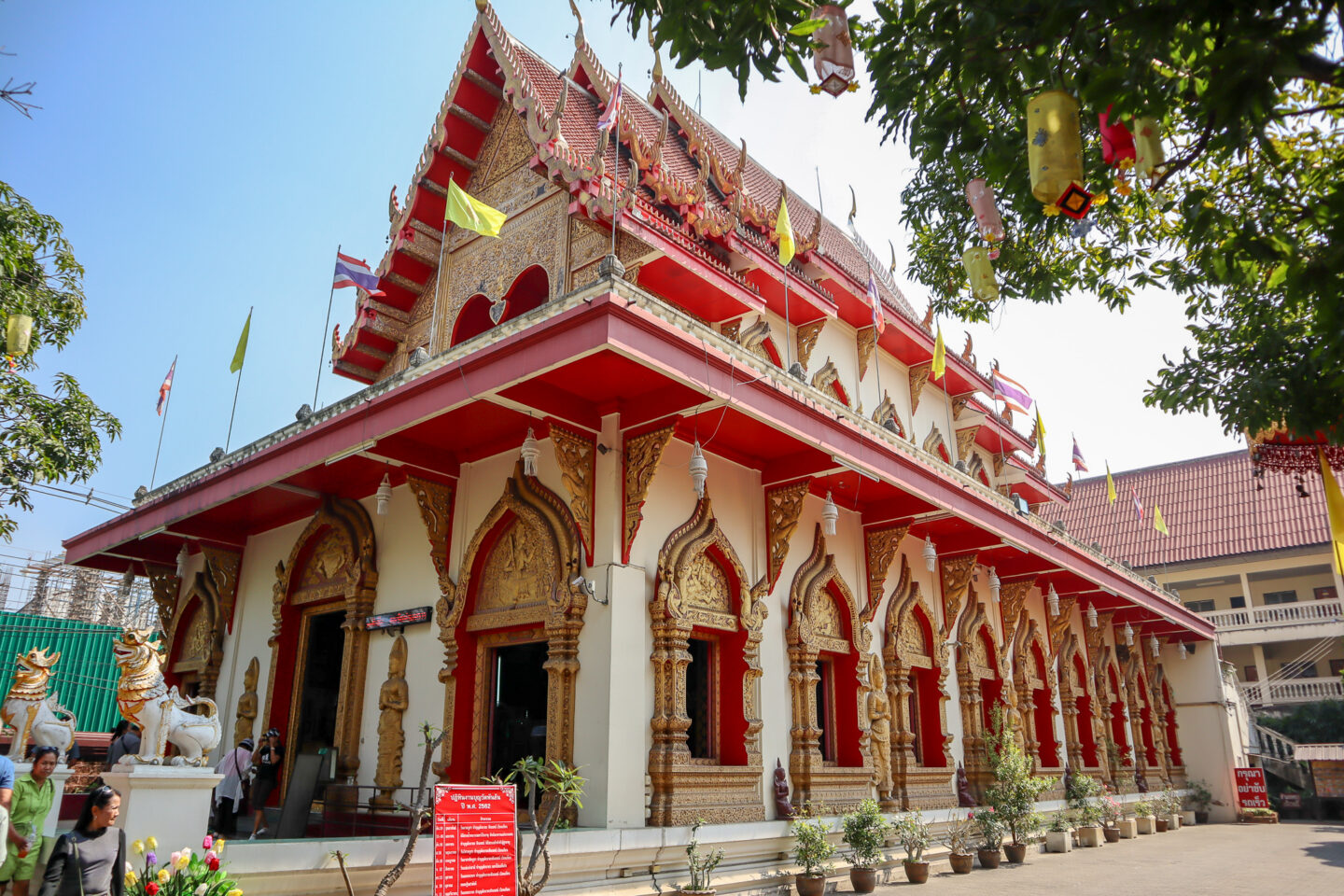 Temple in Chiang Mai, Best places to travel in December warm weather