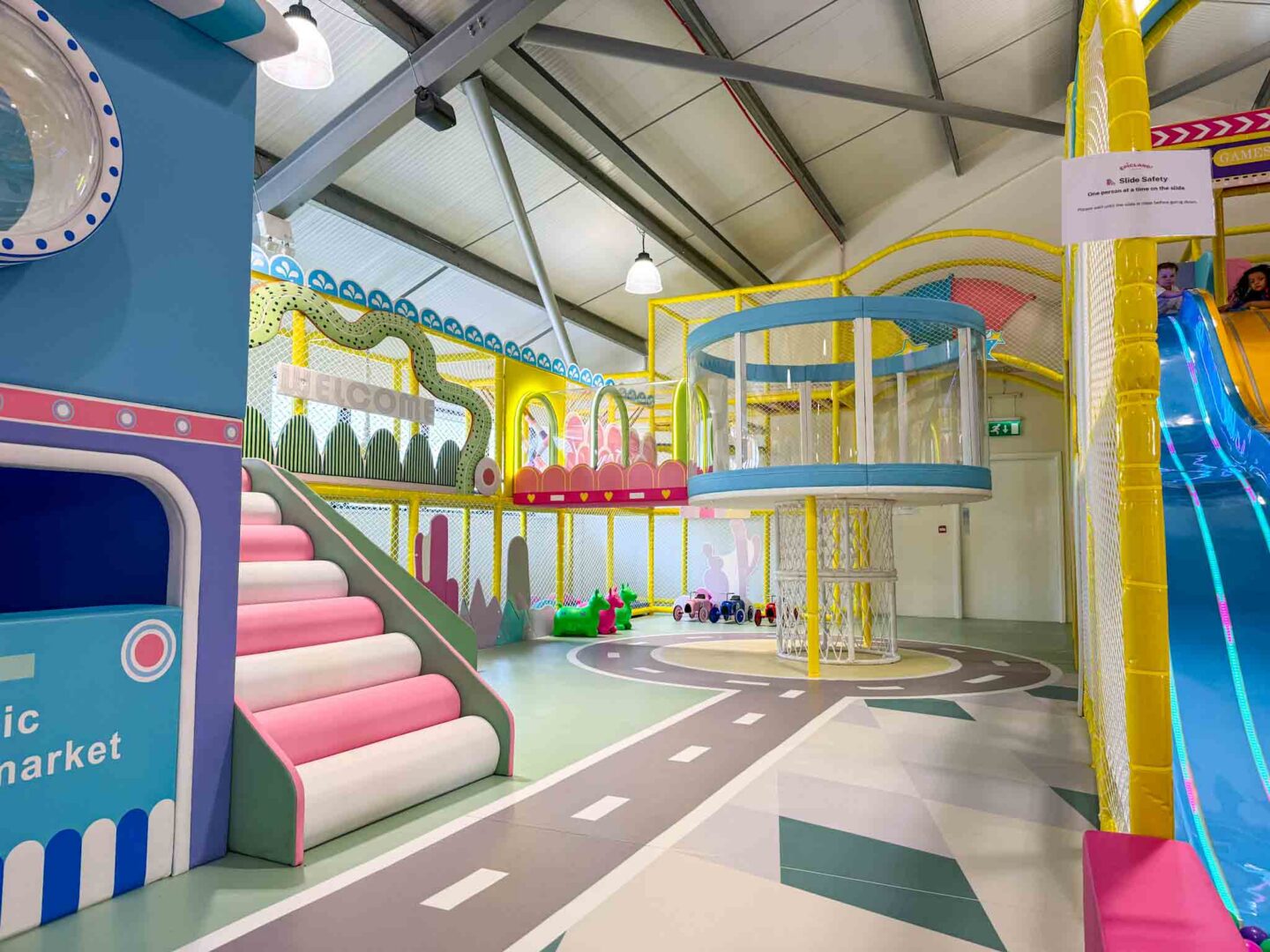 epicland play cafe in partington Manchester, best soft plays in manchester